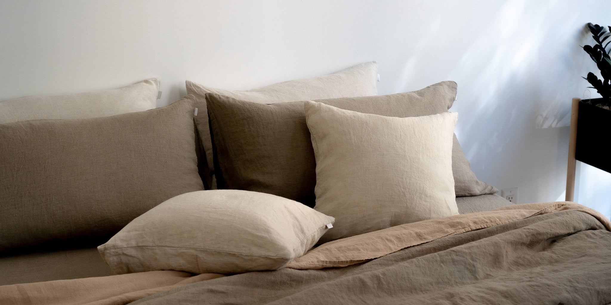 Create Warmth and Comfort with a Fall Inspired Bed