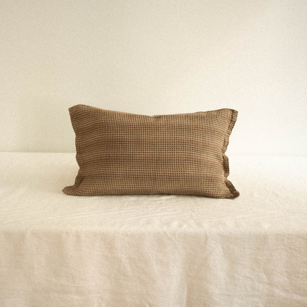 Sömn Luxury Linen | Waffle Toss Cushions Sömn Home Light Brown 16x24 #color_light-brown